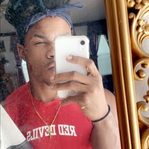 Meet your Posher, Chaz